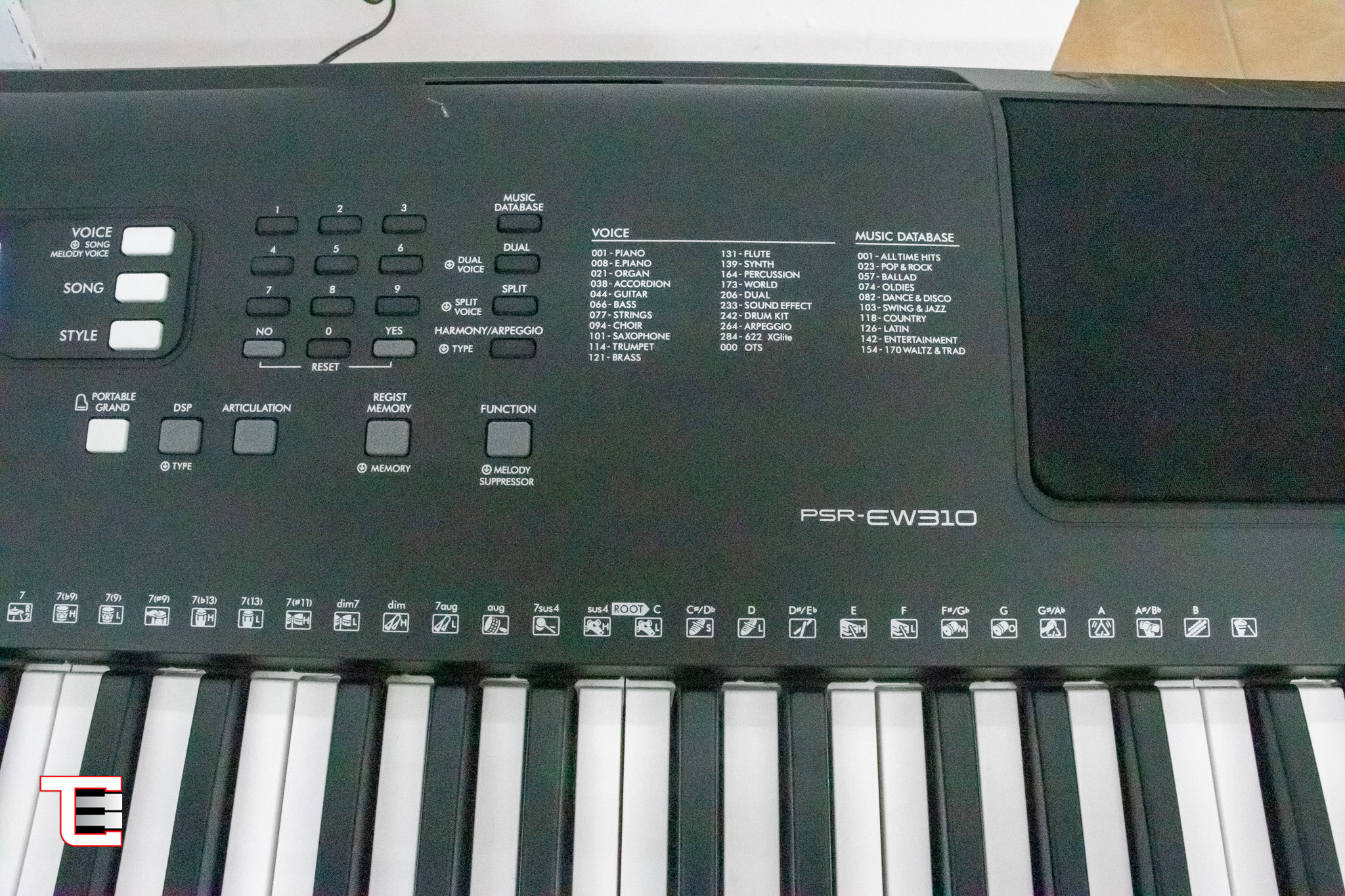 TECLADO YAMAHA PSR-EW 310 - Musical Presentes - Instrumentos