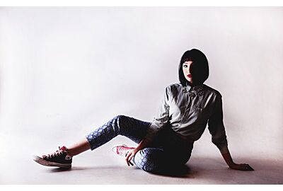 Jenni Mosello lança primeiro álbum autoral