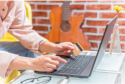 Aprenda a comprar instrumentos musicais pela internet