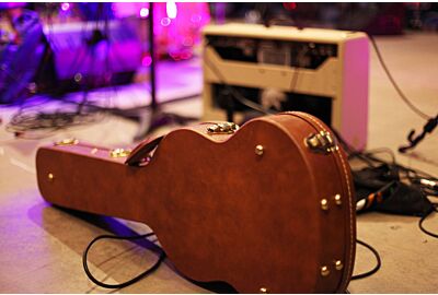 Como guardar instrumentos musicais para mantê-los conservados?