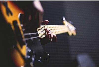 Você sabe diferenciar os tipos de braço da guitarra?