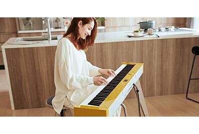 Modelo com pedais integrados: Casio PX S7000