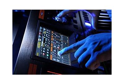 ROLAND SINTETIZADOR É NA TECLACENTER - JUPITER 80 ROLAND 76 TECLAS TOUCH SCREEN