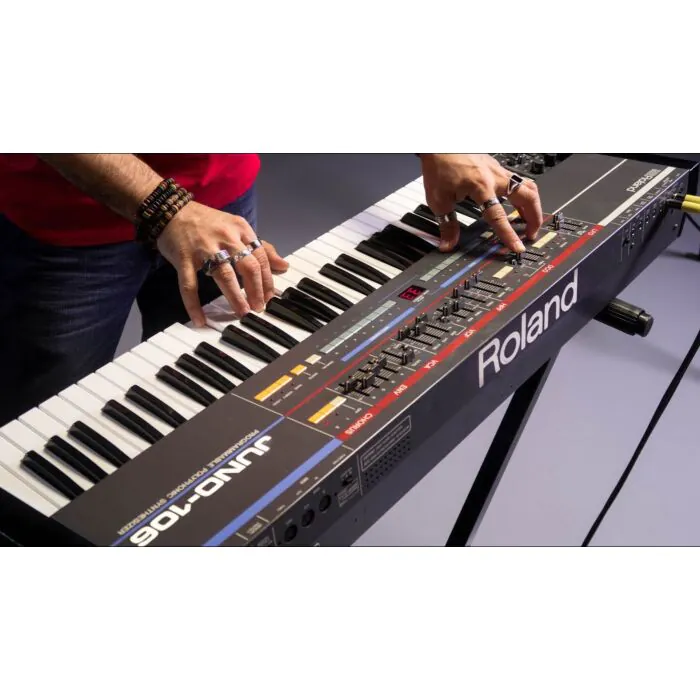Roland Boutique Juno-106 Synth - Sintetizador Analógico 80s