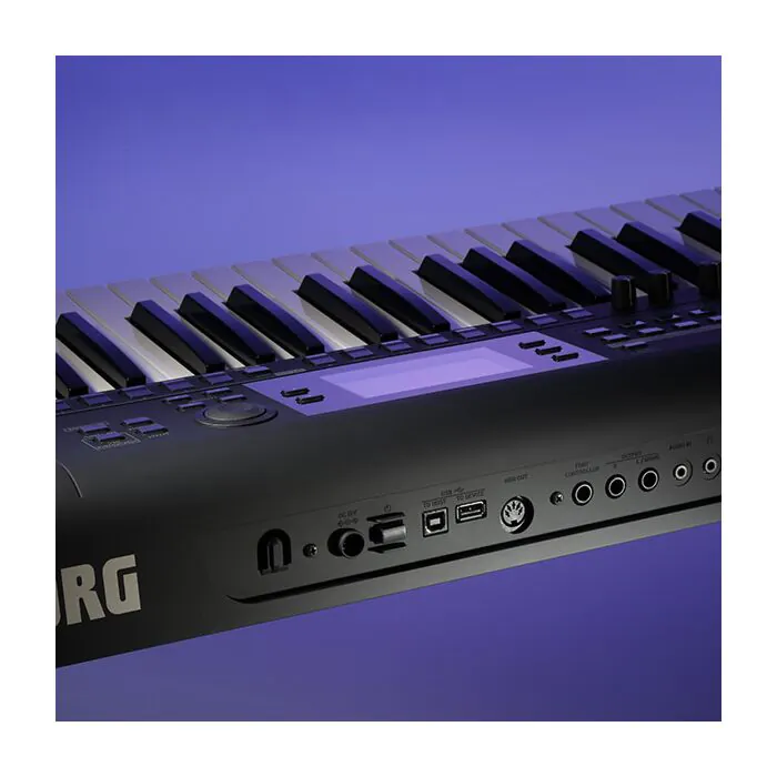 Korg i3 - Teclado Workstation Arranjador - Preto