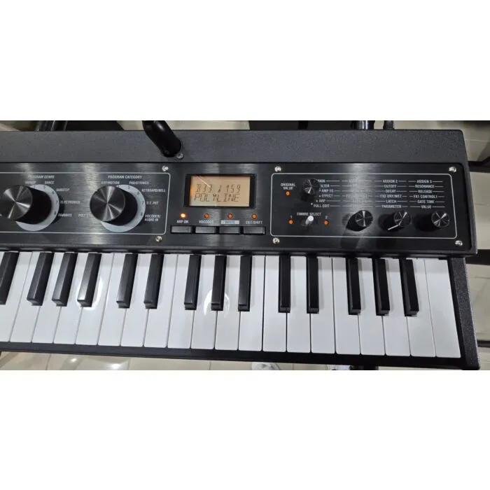 Korg microKORG XL+ Sintetizador Vocoder Preto Usado | Teclacenter