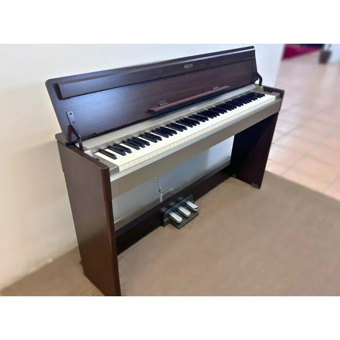 Yamaha YDP-S31 Arius - Piano Digital Compacto e Elegante - Usado Yamaha YDP-S31 Arius - Piano Digital Compacto e Elegante - Usado
