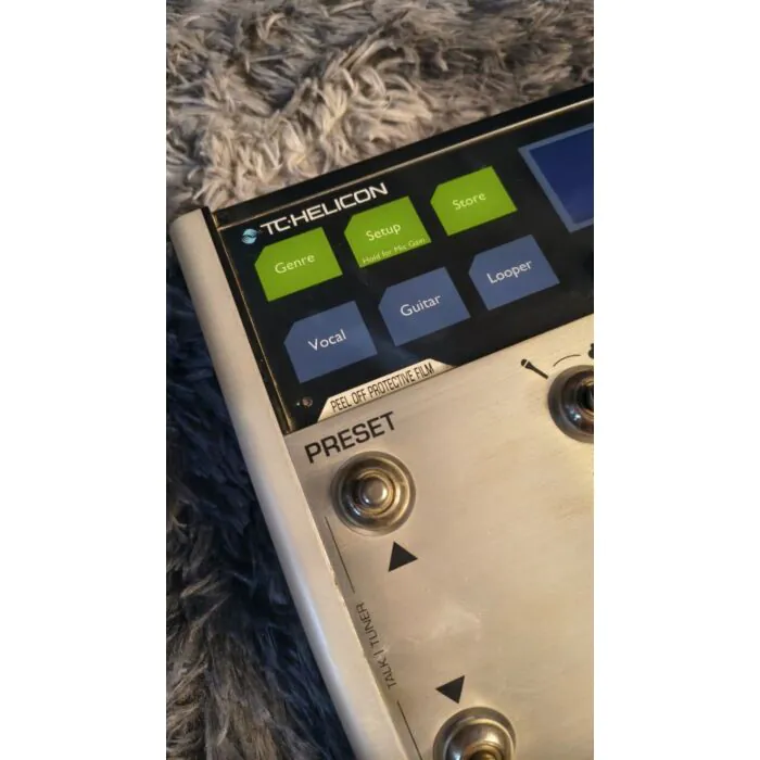 Processador Vocal TC-Helicon VoiceLive 3 Usado | Harmonia e Guitar