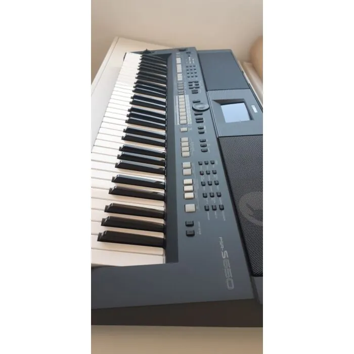 Yamaha PSR-S650 Arranjador - O Melhor Teclado para Arranjos Musicais