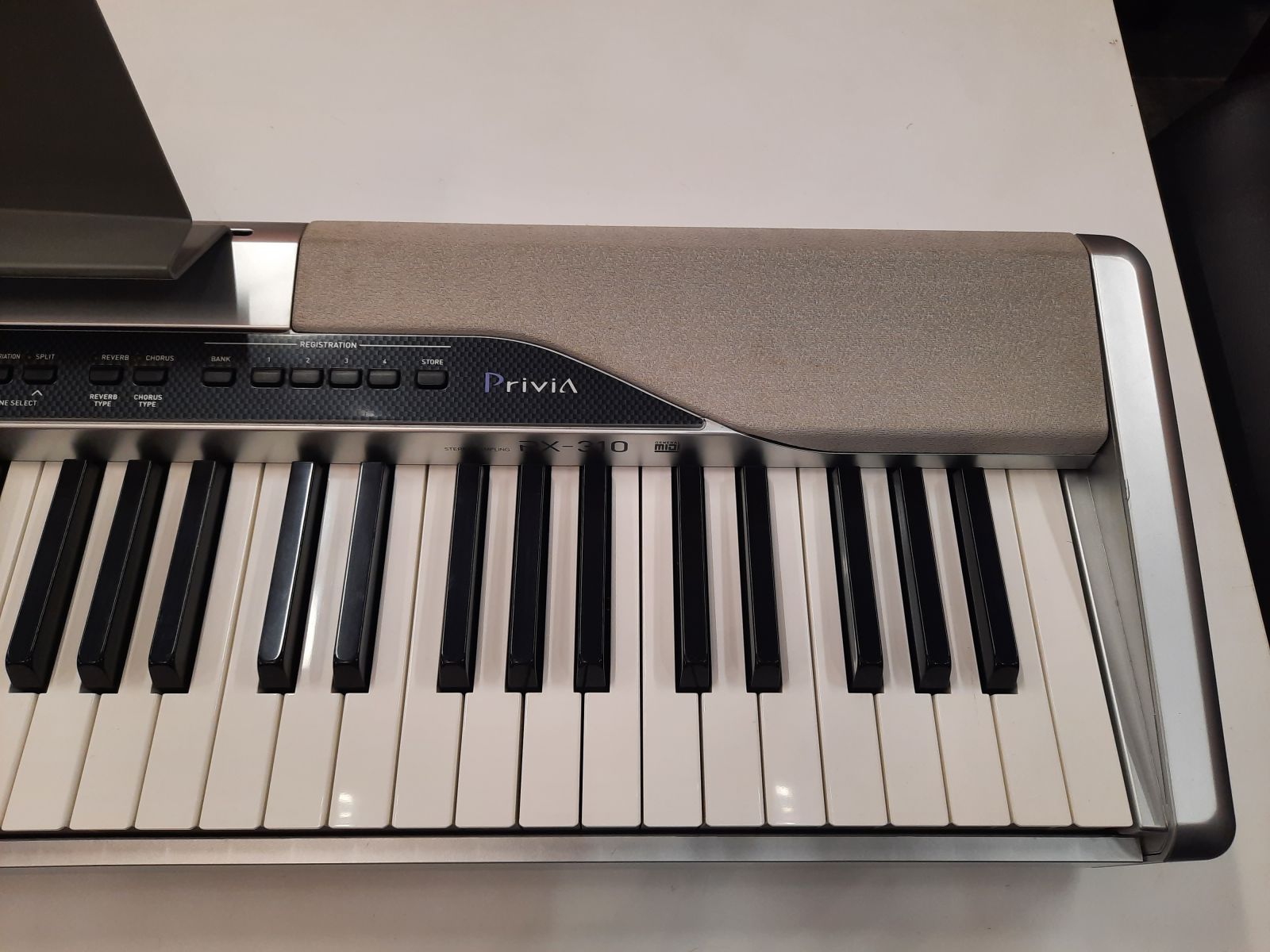 Casio Privia PX-310 Digital Piano - Usado | Melhor Preço e Condições