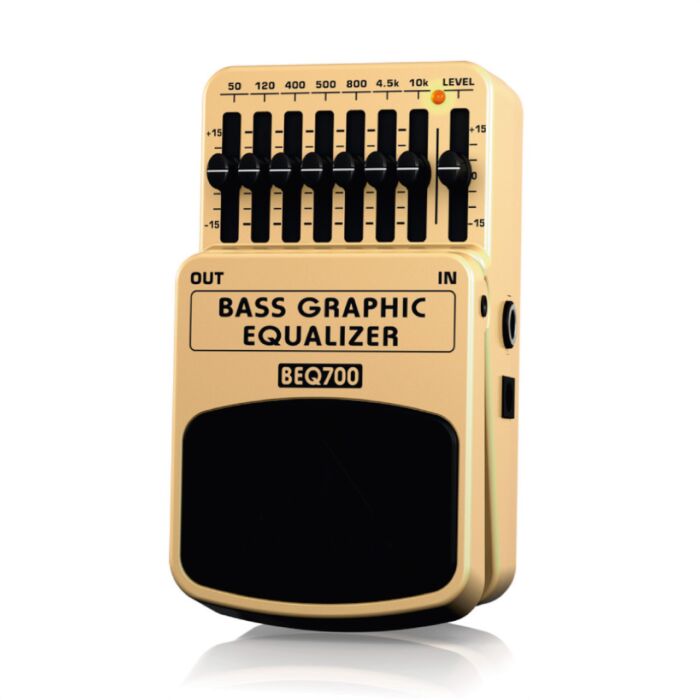 Pedal Behringer para contrabaixo BEQ700 1