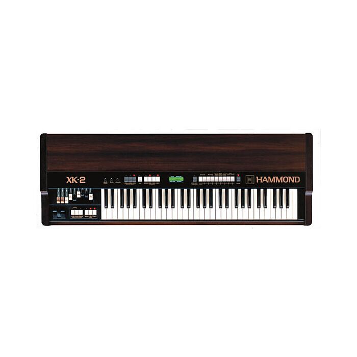 O Hammond XK-2 é um teclado projetado em colaboração com músicos profissionais de órgão Hammond. Com uma interface intuitiva e recursos avançados, este teclado é ideal para músicos de igrejas, bandas e estúdios de gravação. Além disso, o XK-2 é compatível