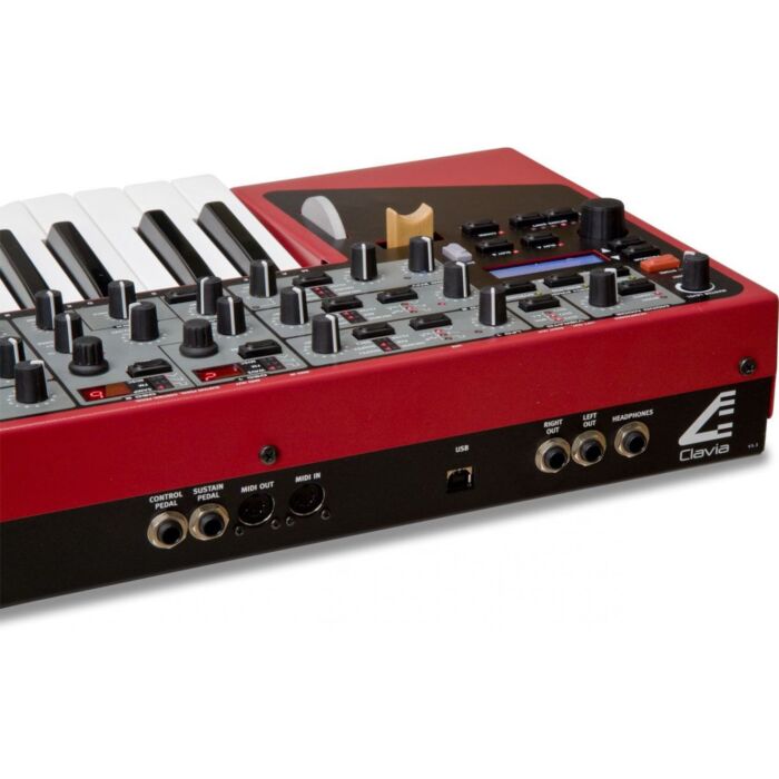 TECLADO SINTETIZADOR ELETROMECÂNICO • Samples GM com qualidade CLAVIA • Editor de samples fácil e intuitivo • Complexas configurações MORPH disponíveis. • Filtros especiais disponíveis muito além dos tradicionais 24 dB. • Slots A e B completamente indepen