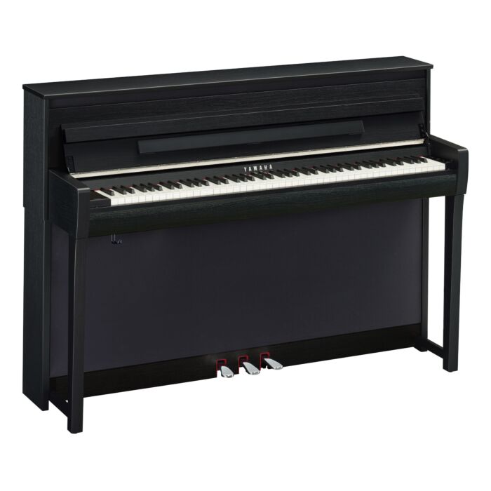 Piano Digital Yamaha Clavinova CLP-785 Piano Digital Yamaha CLP-785 é o modelo top de linha dos pianos verticais da série Clavinova CLP, vem com novo teclado GrandTouch e o melhor sistema de som da série.Novos samples de piano Yamaha CFX e Bösendorfer Imp