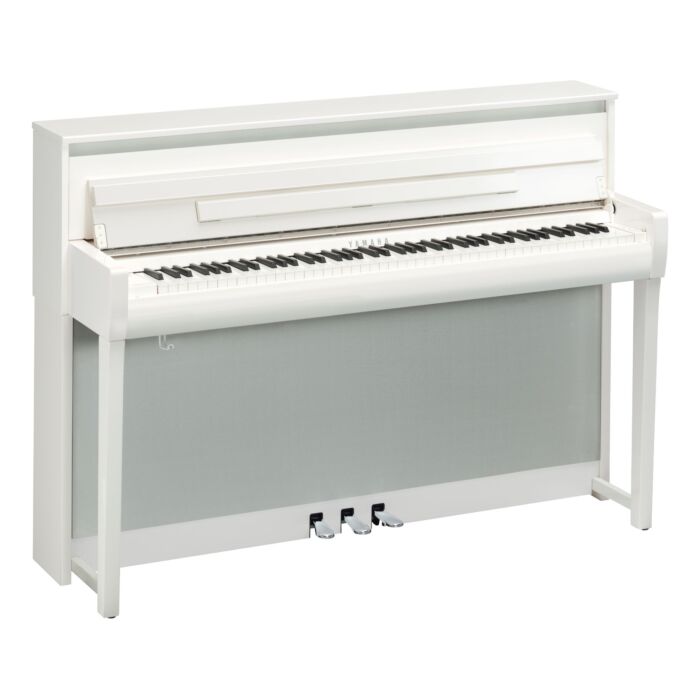 Piano Digital Yamaha Clavinova CLP-785 Piano Digital Yamaha CLP-785 é o modelo top de linha dos pianos verticais da série Clavinova CLP, vem com novo teclado GrandTouch e o melhor sistema de som da série.Novos samples de piano Yamaha CFX e Bösendorfer Imp