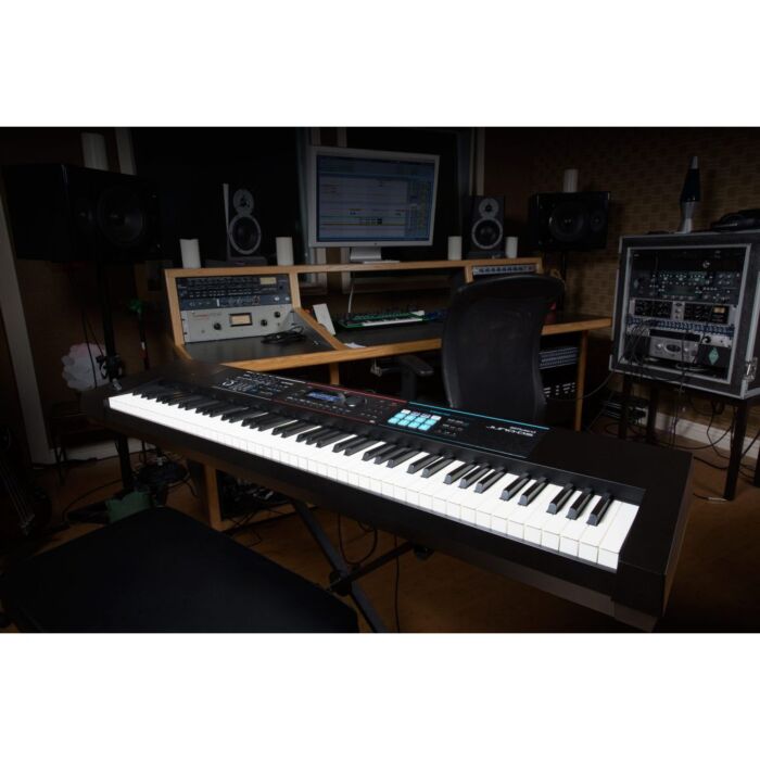 Roland juno-ds 88 sintetizador JUNO-DS88 Roland. Teclado Sintetizador de 88 teclas.-roland juno-ds 88 sintetizador ID-3807