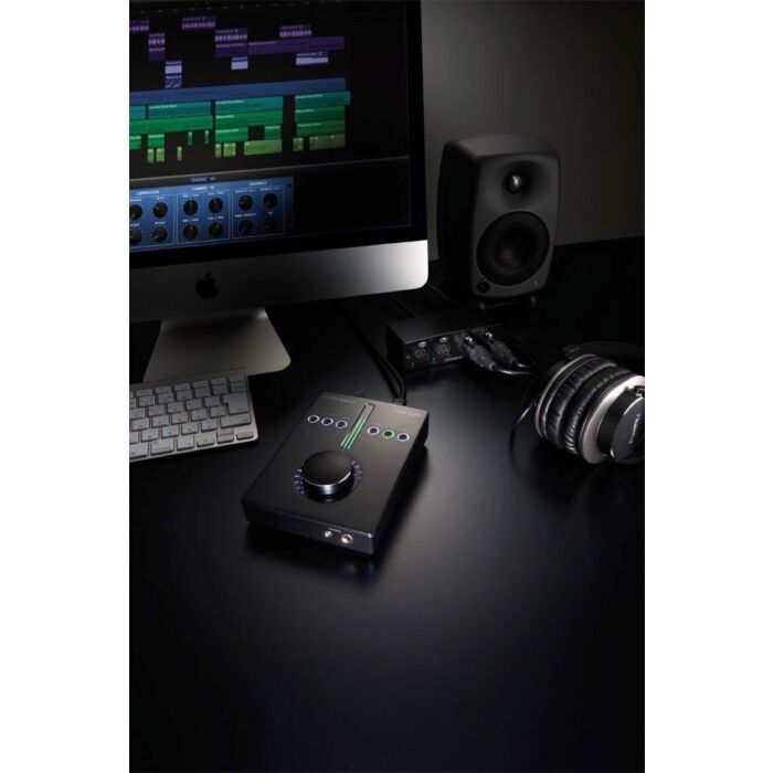 Roland ua-s10 interface Interface de Audio USb com taxa de amostragem de 2.8 MHz, que é 64 vezes a do áudio de CD (44.1 kHz)-roland ua-s10 interface ID-3677
