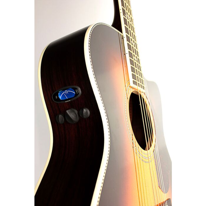 Violao fender triple'0 com case pm-3 deluxe paramount series Violão 6 cordas- Corpo estilo Orchestra Cutaway- tampo em sitka spruce maciço c/ friso quadriculado- fundo e lados em rosewood indiano maciço c/ friso branco- acabamento brilhante- braço em maho