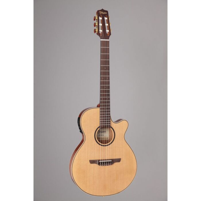 O violão Takamine TSP148NC NS é um instrumento de alta qualidade, com acabamento natural e tampo em abeto maciço. Possui um sistema de captação de som CT4B II, que garante uma excelente qualidade de som tanto para apresentações ao vivo quanto para gravaçõ