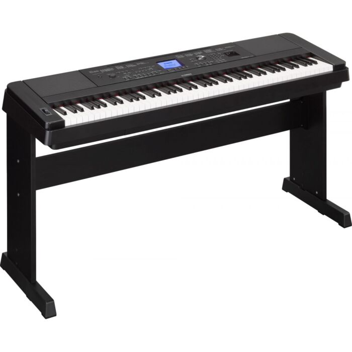 Yamaha dgx-660 bk piano digital Yamaha DGX-660 - Piano Digital com estante, 88 teclas com peso de piano, 192 notas de polifonia, 554 Sons (inclui novo Piano Room), 205 ritmos, porta USB frontal para pen drive, entrada de microfone e USB áudio Player (WAV)