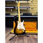 Fender American Vintage '57 Stratocaster 2-Color Sunburst | Usada com Case