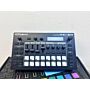 Sequenciador Roland MC-101 GROOVEBOX - Preto - Usado 