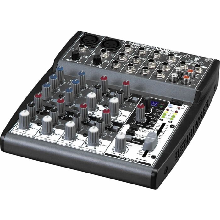 O Behringer Xenyx 1002FX é um mixer analógico de áudio profissional, ideal para quem busca qualidade e praticidade na hora de mixar suas músicas. Com mais de um milhão de unidades vendidas, a série UB é uma das mais populares do mercado. Além disso, o pro