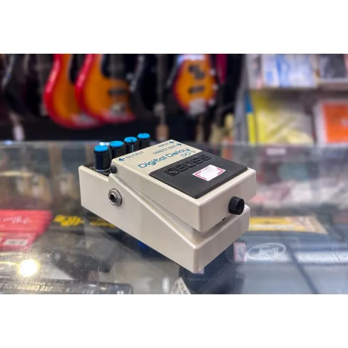 Roland Boss DD-3 digital delay pedal | TeclaCenter Instrumentos M