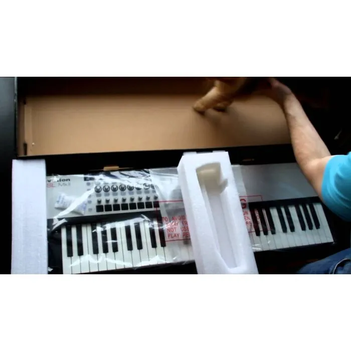 novation 61 sl mkii teclado controlador - usado | TeclaCenter Ins