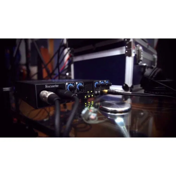 Interface de Áudio Focusrite Saffire Pro 24 DSP para Instrumentos