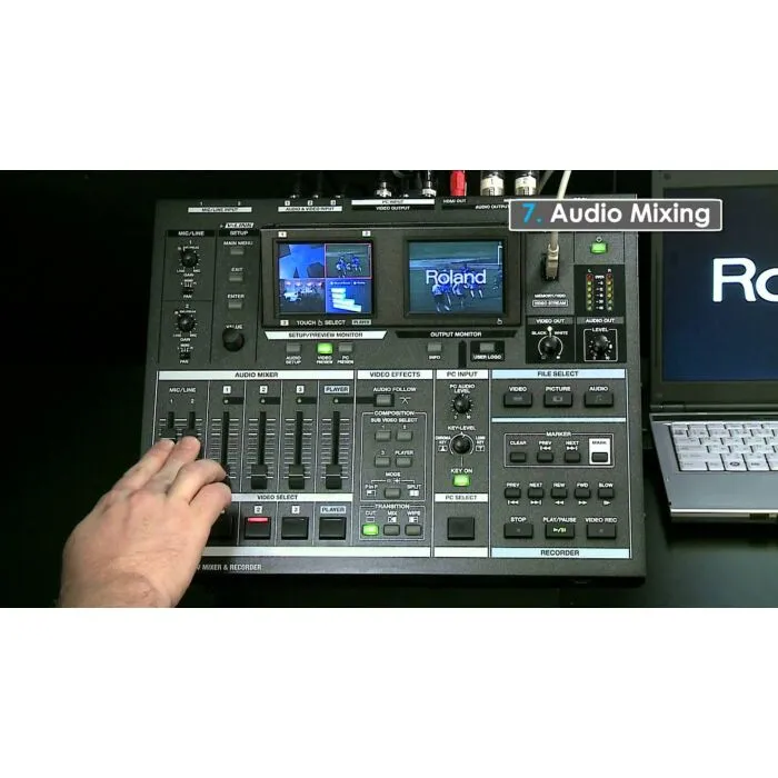 Roland VR-５ roland vr-5 a/v mixer switcher | TeclaCenter Instrumentos Musicai