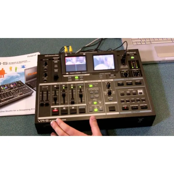 roland vr-5 a/v mixer switcher | TeclaCenter Instrumentos Musicai