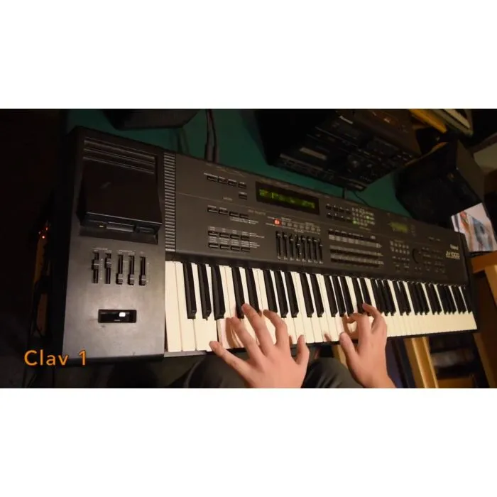 Roland JV-1000: A Powerful Workstation for Music Production | Tec