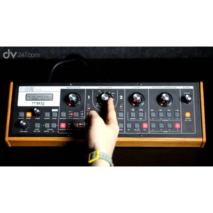 moog slim phatty sintetizador lps-001 | TeclaCenter Instrumentos