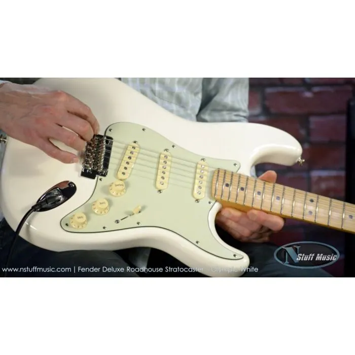 Guitarra Fender Stratocaster Roadhouse Mex Deluxe - Qualidade e V