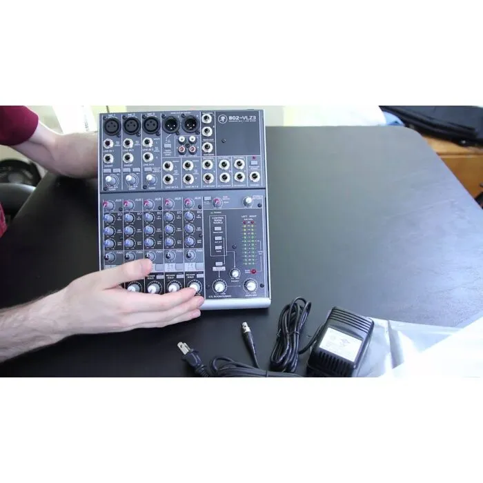 mackie 802 vlz3 mixer 8 canais | TeclaCenter Instrumentos Musicai