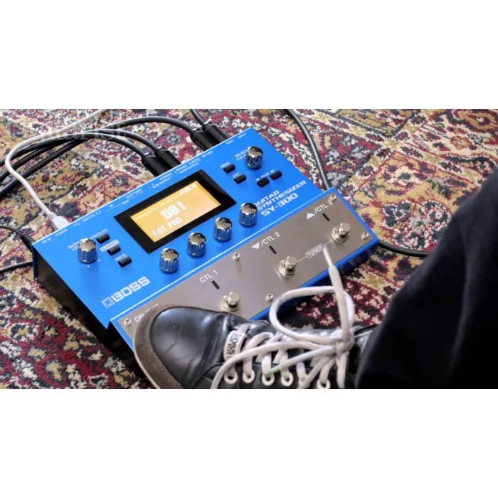 roland boss sy-300 sintetizador de guitarra | TeclaCenter Instrum