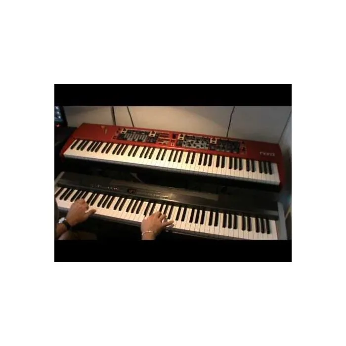 Piano Digital Casio Privia PX-300 com 168 Timbres e Acompanhament