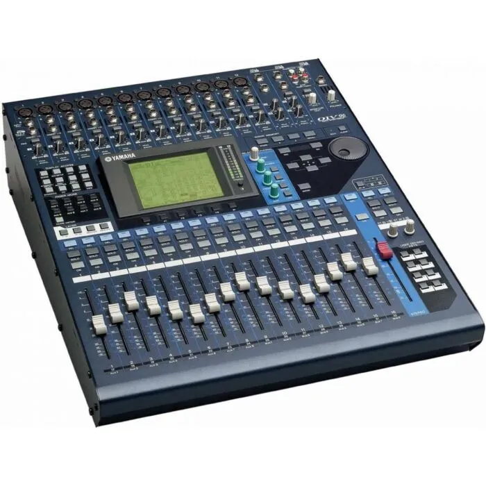 Mixer Yamaha 01V-96 VCM com recursos avançados de áudio e