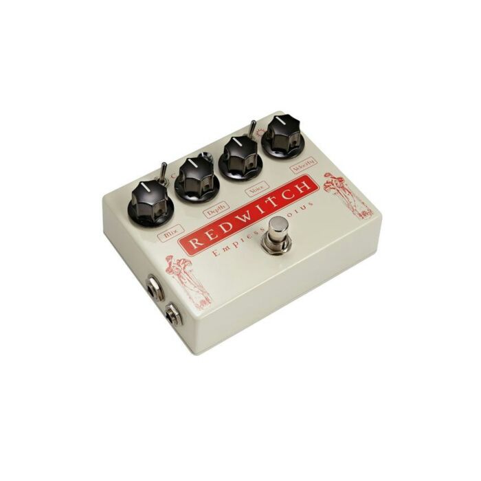 Ainda não encontrou o refrão perfeito para sua pedaleira? Não procure mais do que o pedal Red Witch Empress Chorus. Ao contrário da maioria dos pedais de chorus no mercado, o analógico Empress Chorus apresenta uma configuração de tempo de atraso Ainda não encontrou o refrão perfeito para sua pedaleira? Não procure mais do que o pedal Red Witch Empress Chorus. Ao contrário da maioria dos pedais de chorus no mercado, o analógico Empress Chorus apresenta uma configuração de tempo de atraso