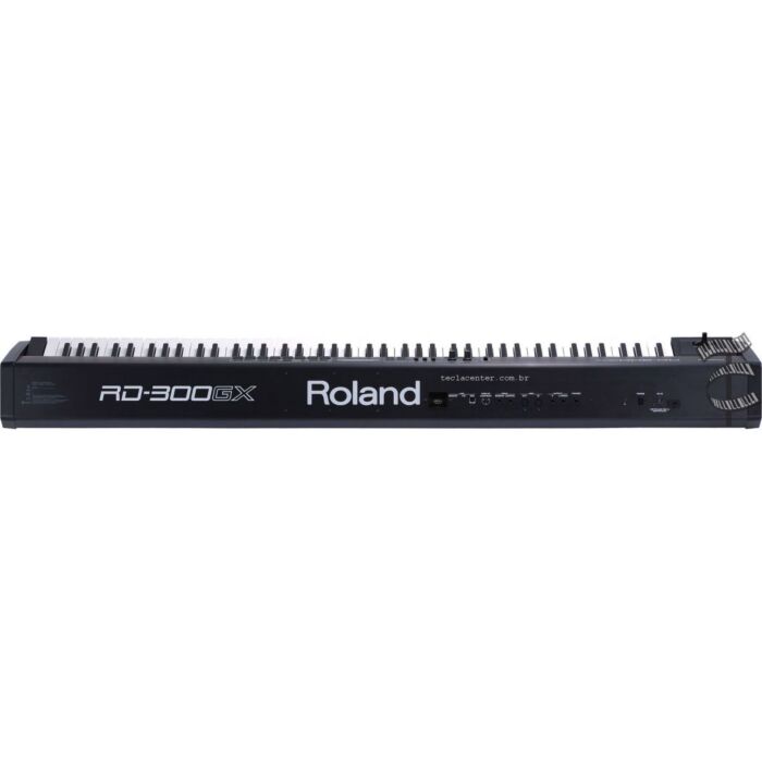 O Roland RD-300GX é um piano digital de alta qualidade, projetado para músicos profissionais e amadores que buscam um som autêntico e uma experiência de toque realista. Com teclas sensíveis ao toque e uma ampla variedade de sons de piano, o RD-300GX é uma