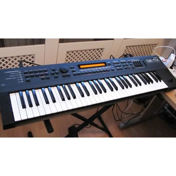 roland xp-30 teclado sintetizador - usado | TeclaCenter Instrumen