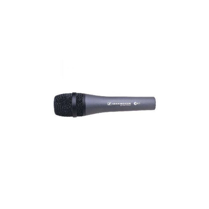 highest quality signal with maximum vocal projection and the lowest possible distortion. Extended high frequency response, combined with the super-cardioid pick-up pattern, enables the mic to handle the highest vocal levels without feedback. Full metal co