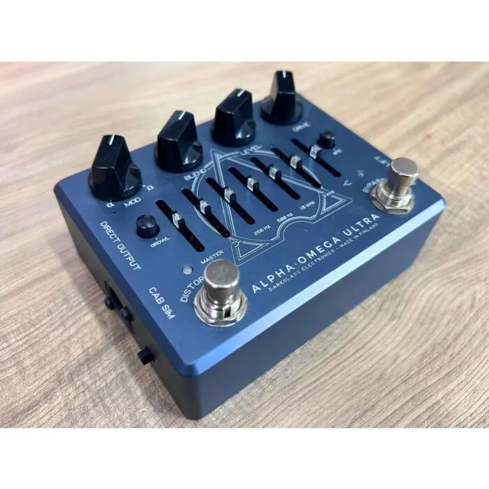 Pedal Darkglass Alpha Omega Ultra - Usado - Cinza | TeclaCenter