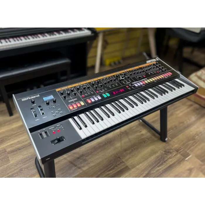 Sintetizador Roland Jupiter-X Preto Showroom | TeclaCenter Instru