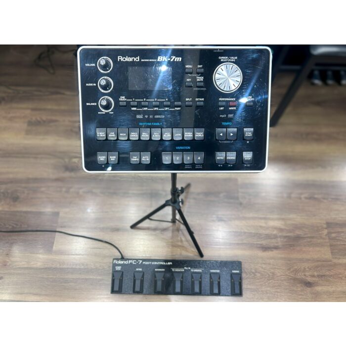 Comprar Conjunto Roland BK-7M com Módulo e Pedaleira - Usado - 1