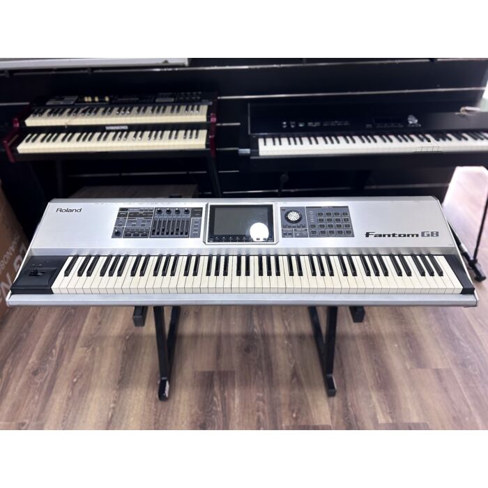 Comprar Teclado Roland Fantom G8 88 Teclas Prata - 1GB Memória - Usado - 1