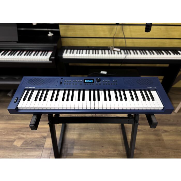 Comprar Teclado Roland GO:KEYS 3 Usado - Azul Meia Noite - 61 Teclas - 1 Comprar Teclado Roland GO:KEYS 3 Usado - Azul Meia Noite - 61 Teclas - 1