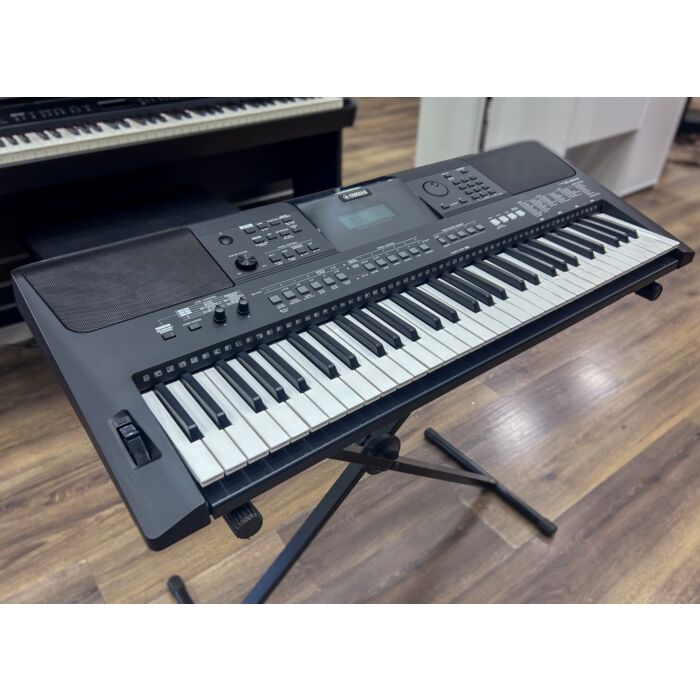 Comprar Teclado Yamaha PSR-E463 - 61 Teclas - Preto - Usado - 1