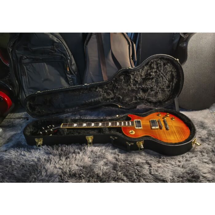 Comprar Gibson Les Paul Classic Usada | Heritage Cherry Sunburst | Com Case - 1 Comprar Gibson Les Paul Classic Usada | Heritage Cherry Sunburst | Com Case - 1